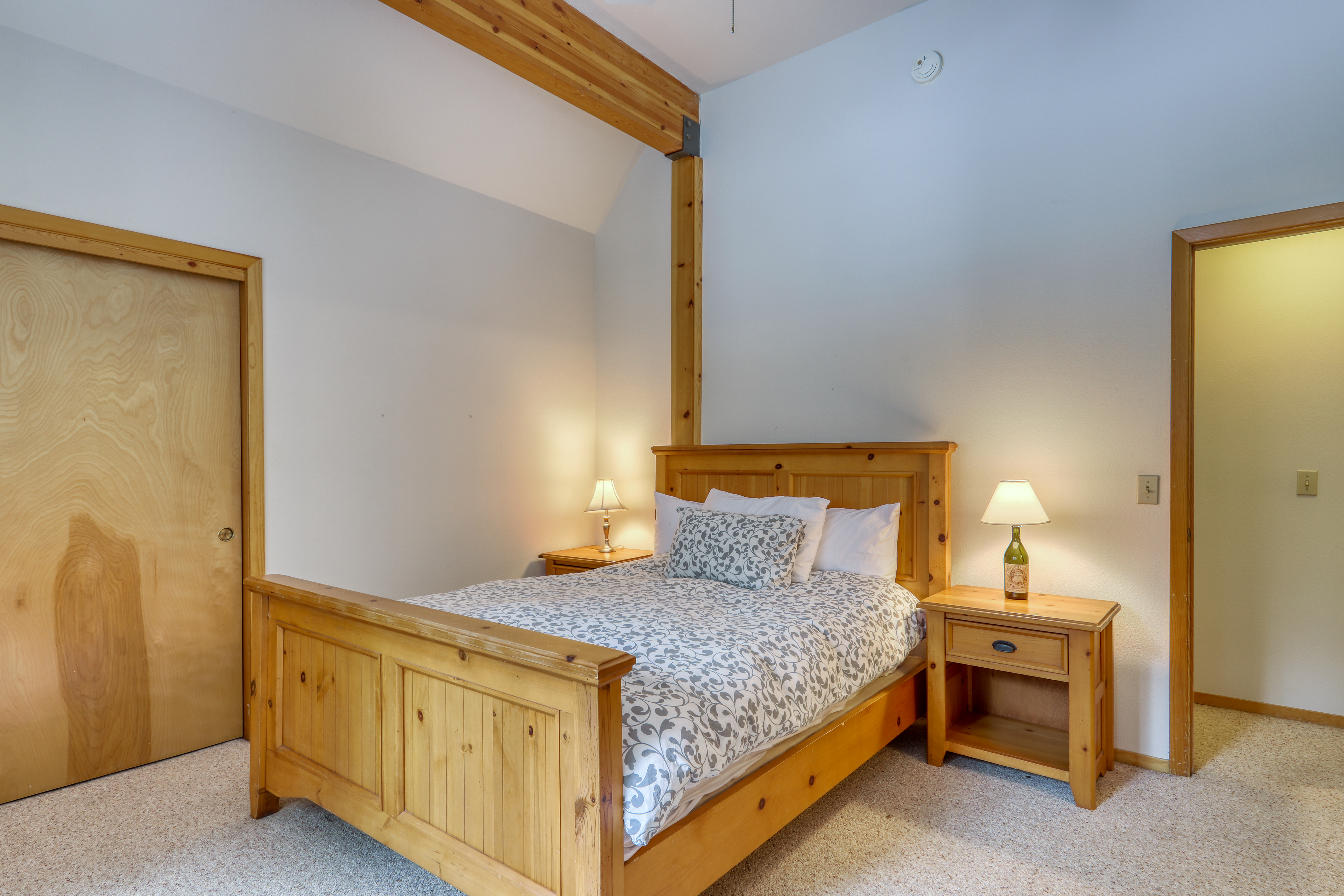Lake Tahoe North Shore Home 978945