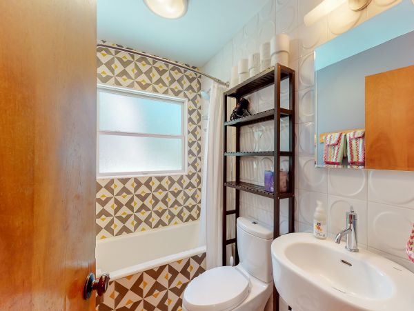 Lake Tahoe North Shore Home 978946