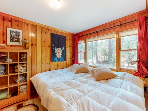 Lake Tahoe North Shore Home 978946