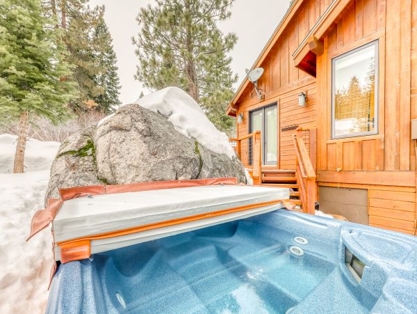 Lake Tahoe North Shore Home 978947