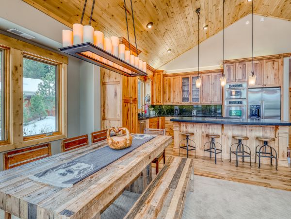 Lake Tahoe North Shore Home 978947