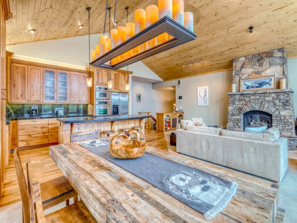 Lake Tahoe North Shore Home 978947