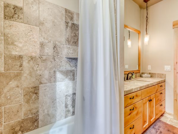 Lake Tahoe North Shore Home 978947