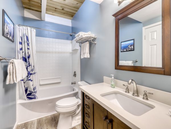 Lake Tahoe North Shore Home 978948