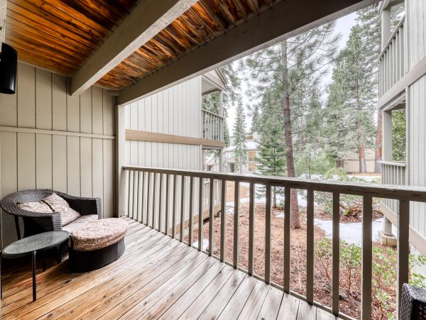 Lake Tahoe North Shore Home 978948