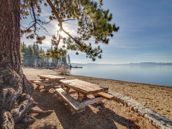 Lake Tahoe North Shore Home 978948