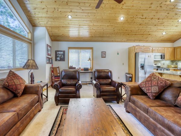 Lake Tahoe North Shore Home 978949