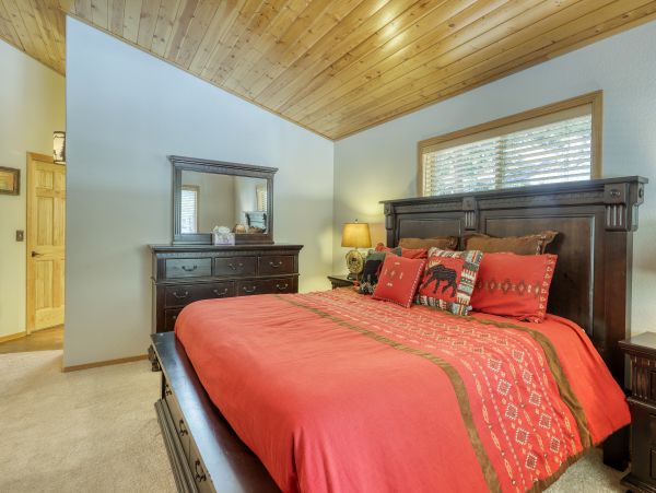 Lake Tahoe North Shore Home 978949
