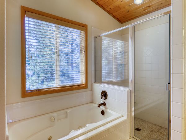 Lake Tahoe North Shore Home 978949
