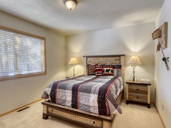 Lake Tahoe North Shore Home 978949