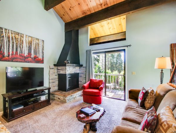 Lake Tahoe North Shore Home 978950