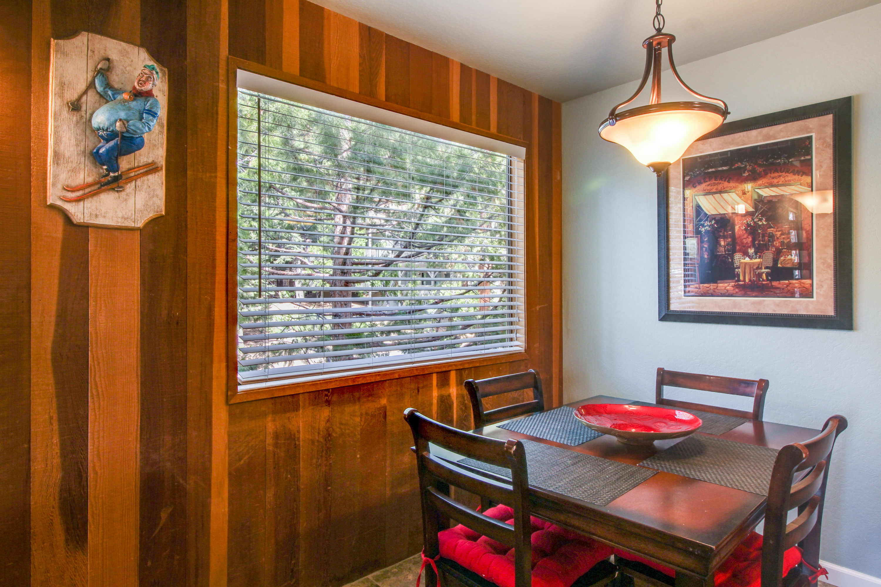 Lake Tahoe North Shore Home 978950