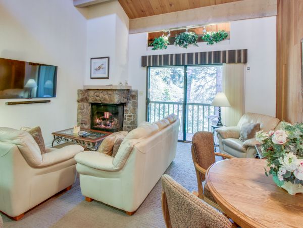 Lake Tahoe North Shore Home 978952