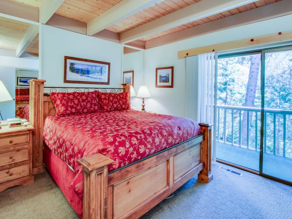 Lake Tahoe North Shore Home 978952
