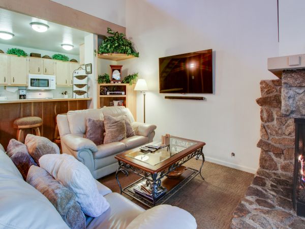 Lake Tahoe North Shore Home 978952
