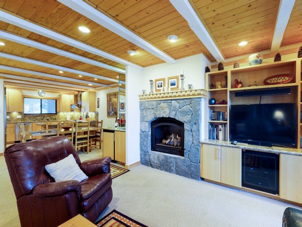 Lake Tahoe North Shore Home 978954