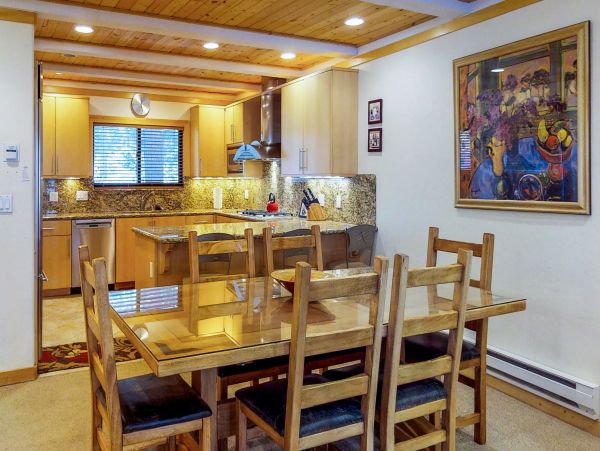 Lake Tahoe North Shore Home 978954
