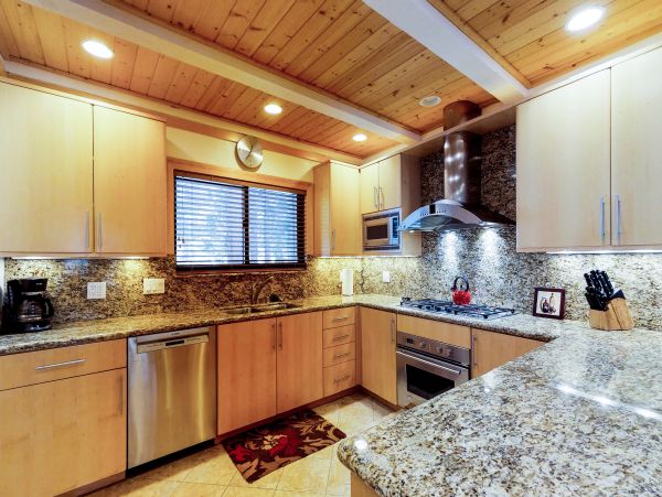 Lake Tahoe North Shore Home 978954