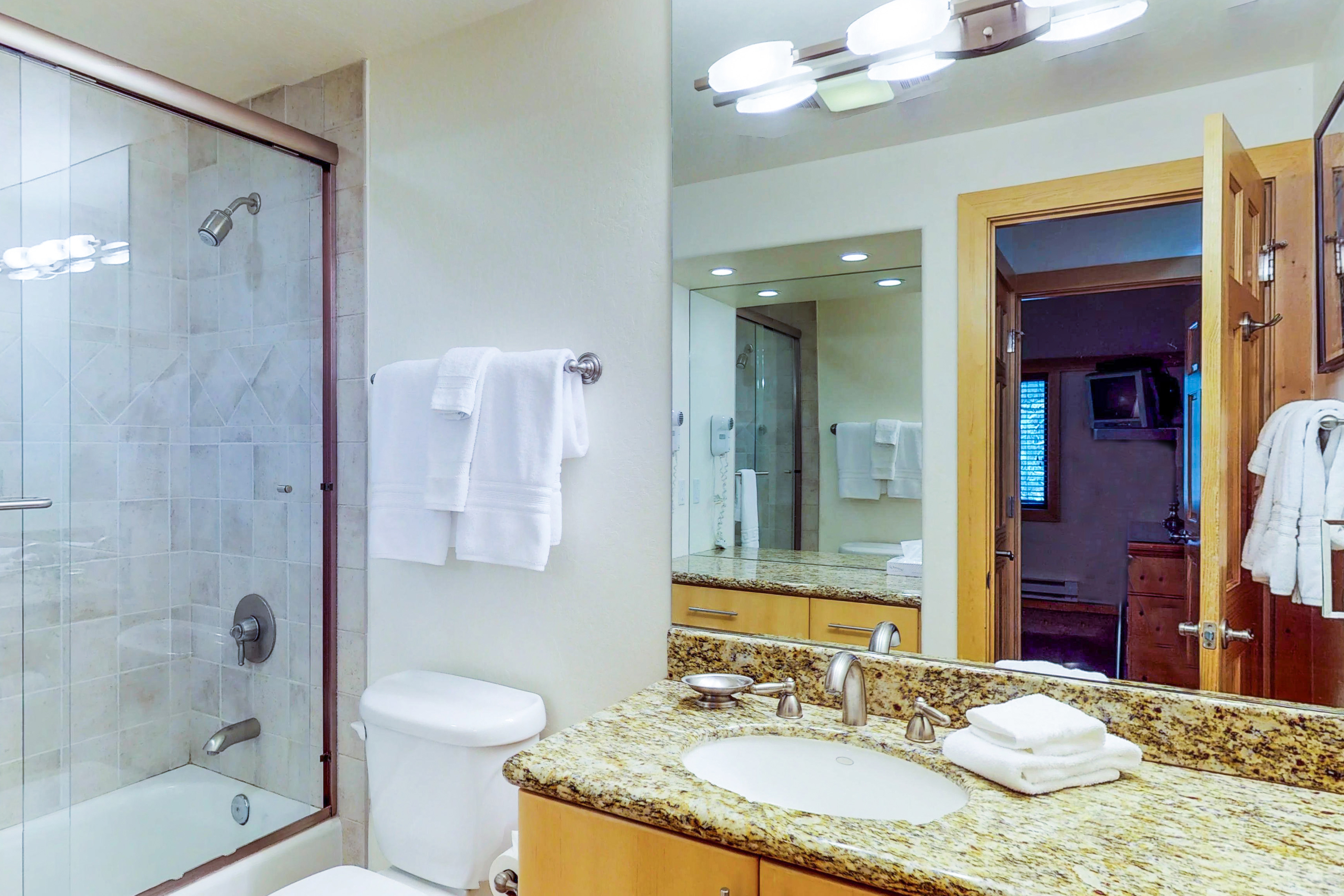 Lake Tahoe North Shore Home 978954