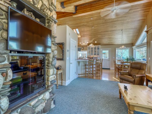 Lake Tahoe North Shore Home 978955