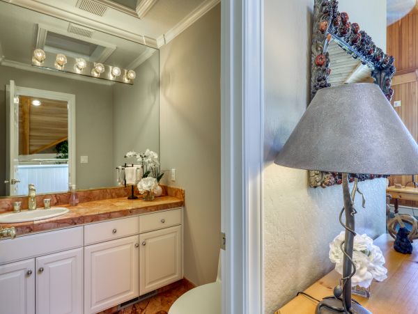 Lake Tahoe North Shore Home 978955
