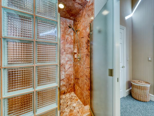 Lake Tahoe North Shore Home 978955