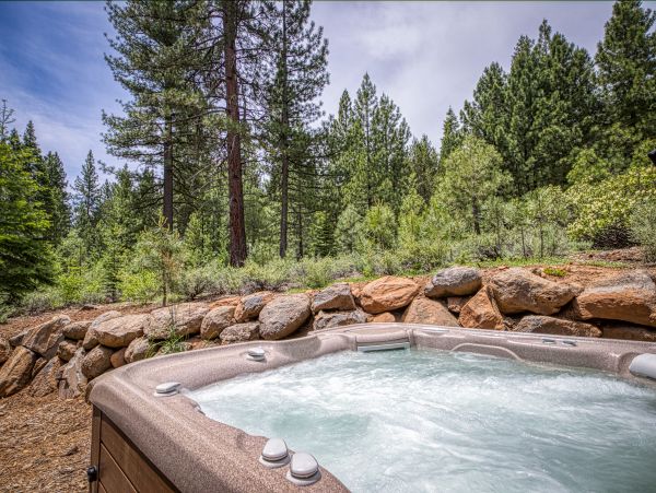 Lake Tahoe North Shore Home 978957