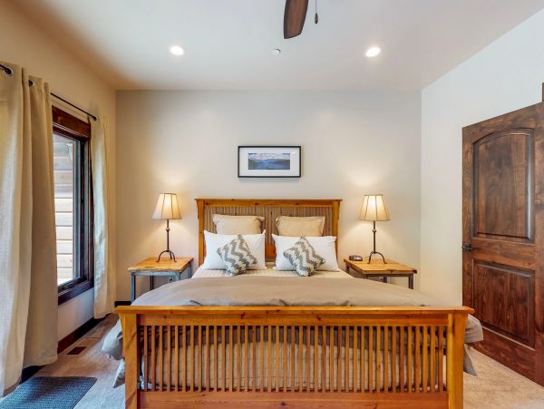 Lake Tahoe North Shore Home 978957