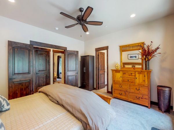 Lake Tahoe North Shore Home 978957
