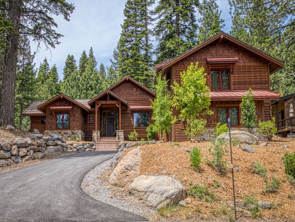 Lake Tahoe North Shore Home 978957