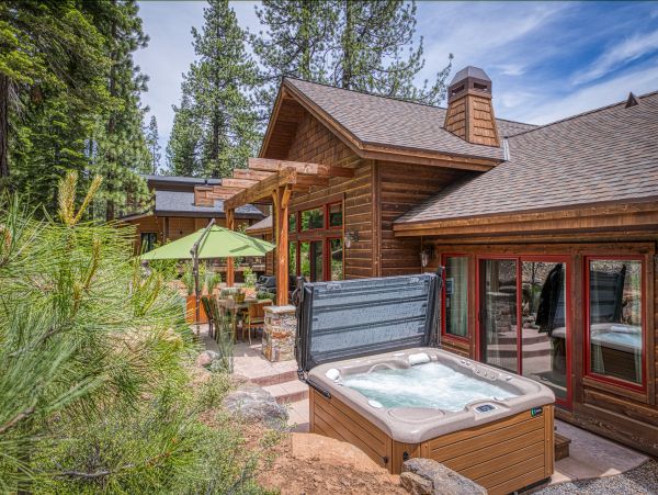 Lake Tahoe North Shore Home 978957
