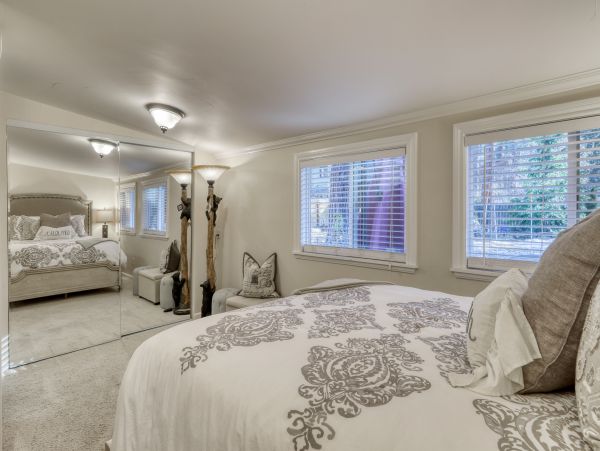 Lake Tahoe North Shore Home 978959