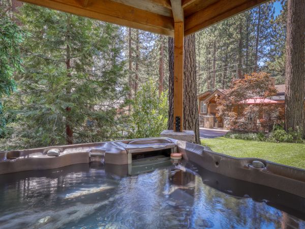 Lake Tahoe North Shore Home 978959