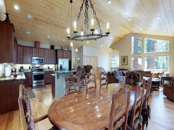 Lake Tahoe North Shore Home 978961