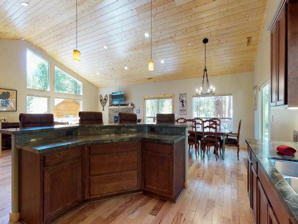 Lake Tahoe North Shore Home 978961