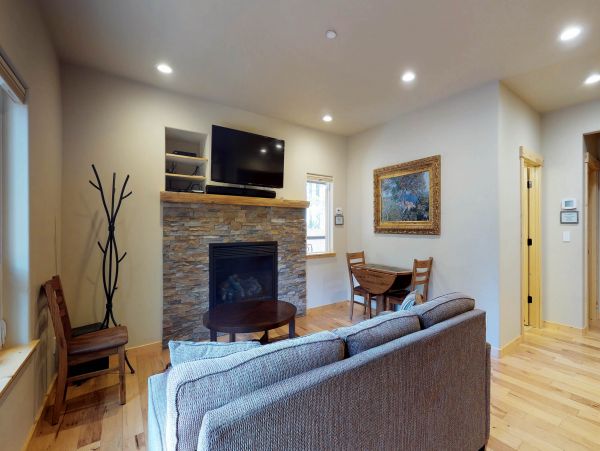 Lake Tahoe North Shore Home 978961