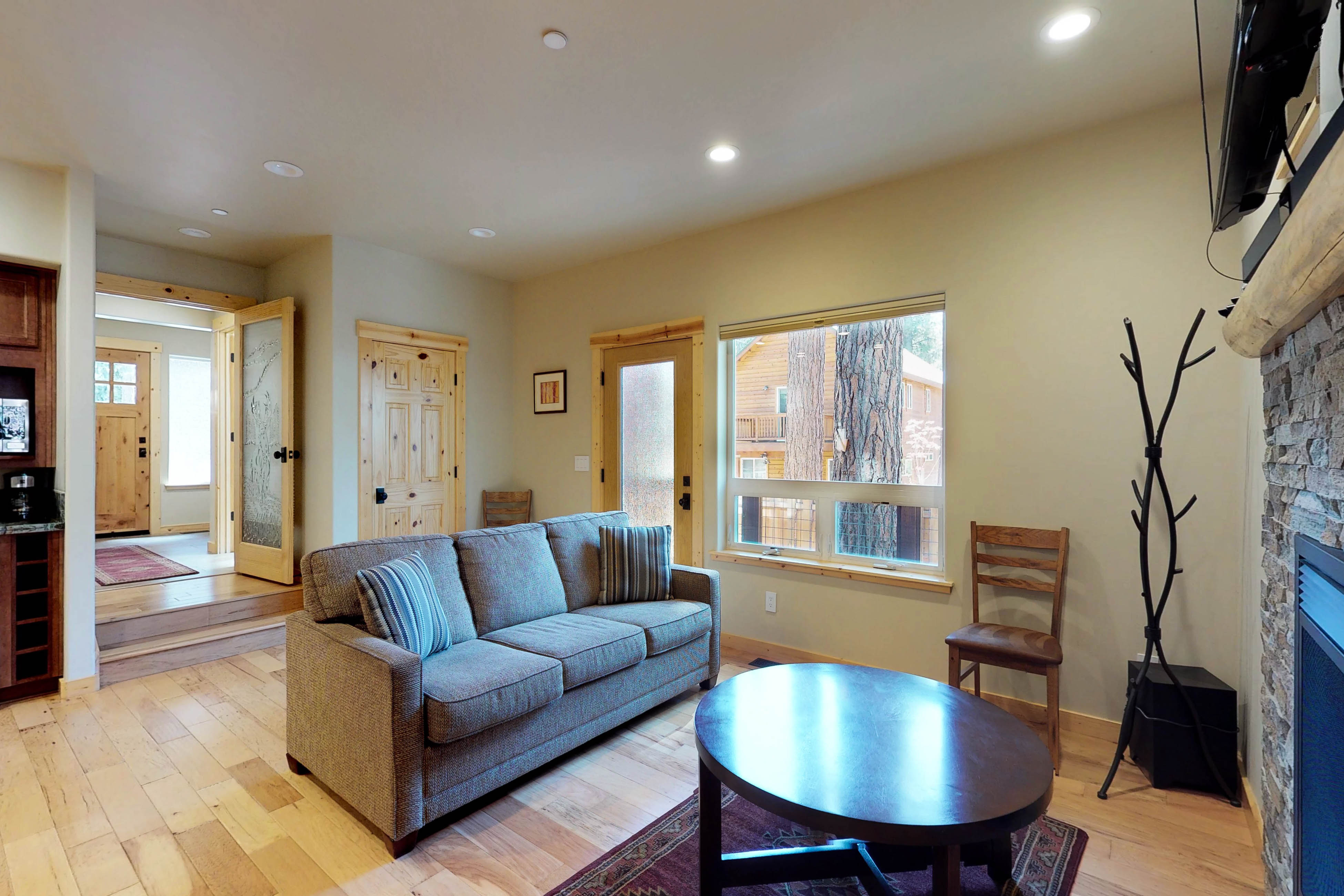 Lake Tahoe North Shore Home 978961