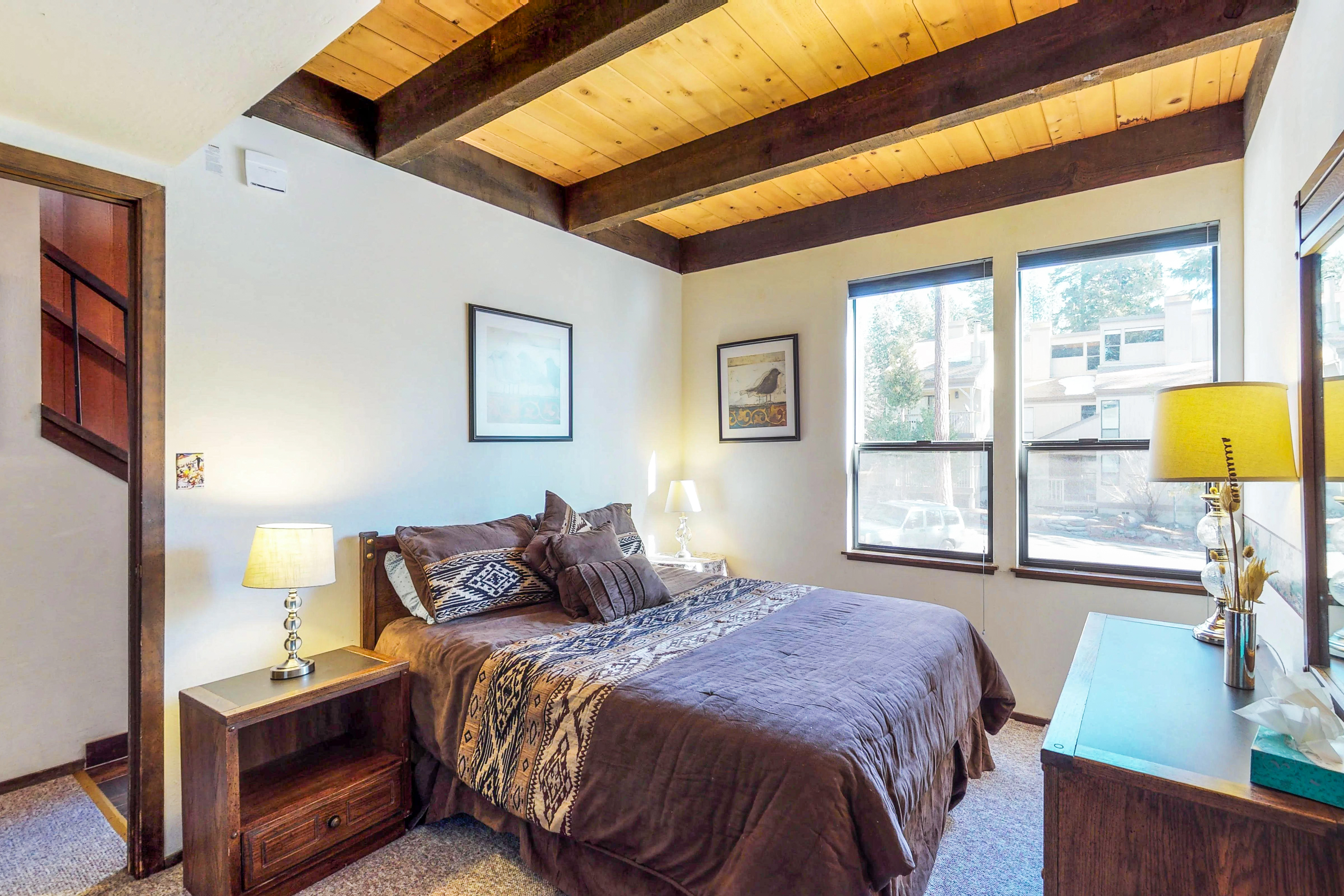 Lake Tahoe North Shore Home 978962