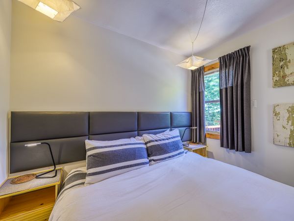 Lake Tahoe North Shore Home 978963
