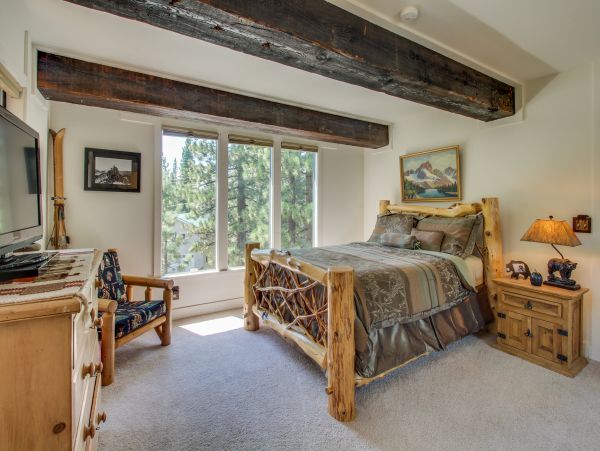 Lake Tahoe North Shore Home 978964