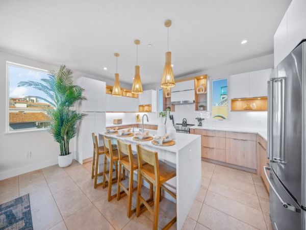 Siesta Key Vacation Home with Pool Short Walk To Beach