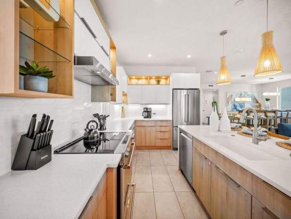 Siesta Key Vacation Home with Pool Short Walk To Beach