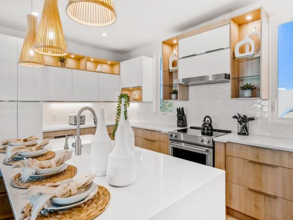 Siesta Key Vacation Home with Pool Short Walk To Beach