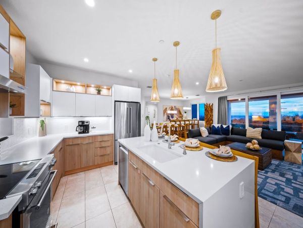 Siesta Key Vacation Home with Pool Short Walk To Beach