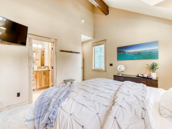 Lake Tahoe North Shore Home 978969