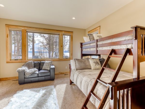 Lake Tahoe North Shore Home 978969