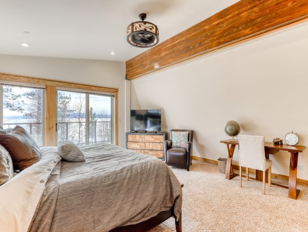 Lake Tahoe North Shore Home 978969