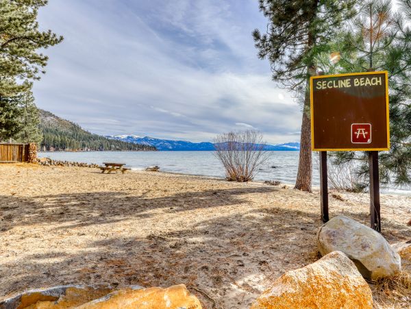 Lake Tahoe North Shore Home 978969