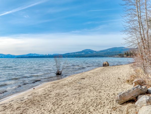 Lake Tahoe North Shore Home 978969