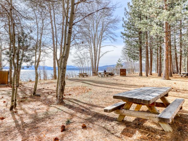 Lake Tahoe North Shore Home 978969